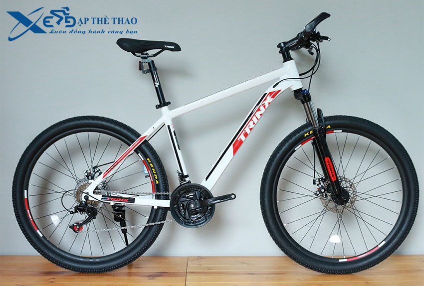 Xe đạp địa hình TRINX TX18 màu Trắng Đỏ