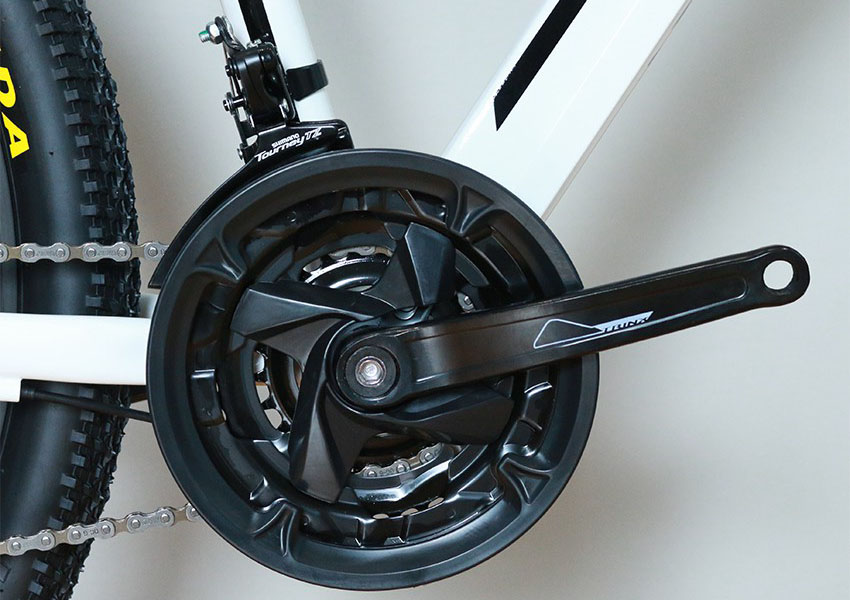 Xe đạp địa hình TRINX TX18 sử dụng đùi đĩa với 3 tầng đĩa