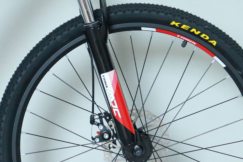 Bộ bánh 26 inch trên xe đạp thể thao Trinx TX16