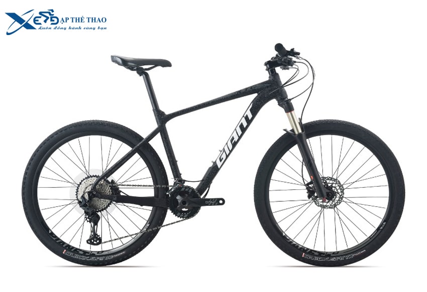 Xe đạp địa hình Giant XTC 820 màu đen sần