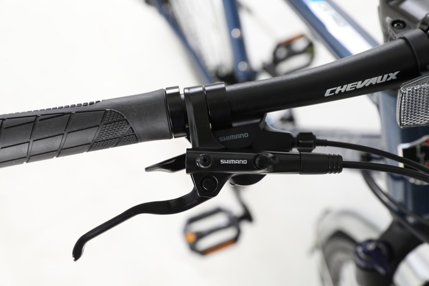 Xe đạp thể thao Hybrid Chevaux CK Pro dùng thắng dầu Shimano MT200